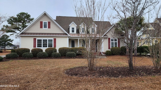 view of front of property with a front yard