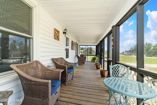 view of sunroom / solarium