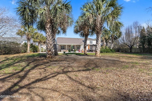 view of front of house with a front lawn