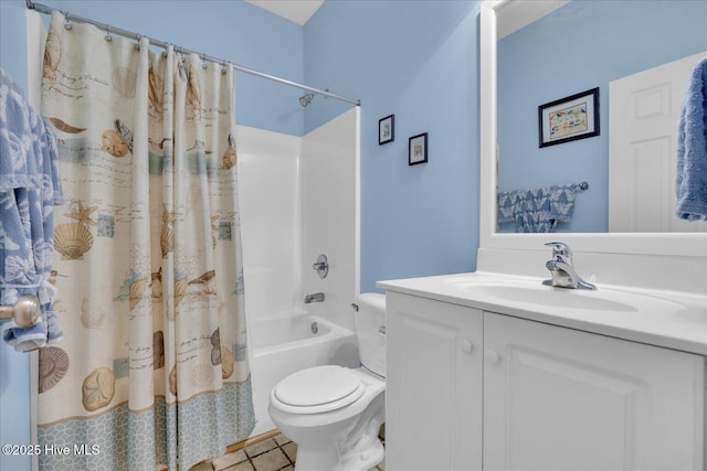 full bathroom featuring vanity, toilet, and shower / bath combo