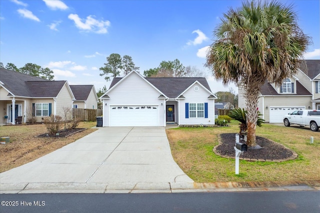 view of front of home featuring a front yard