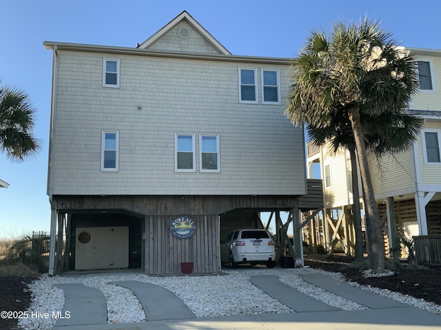 view of front of house with a carport