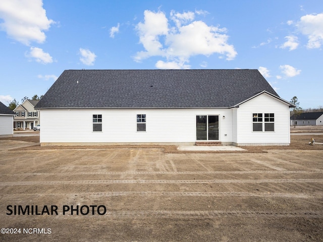 165 Vista Cay Dr, Hubert, NC 28539 - back of property featuring a patio area