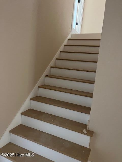 101 Mill Creek Rd, Edenton, NC 27932 - view of stairs