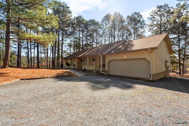 Listing photo 2 for 122 Cambridge Ln, West End NC 27376