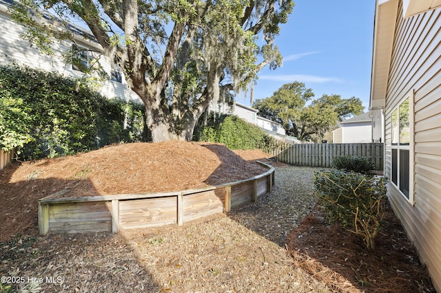 6507 Rustling Leaves Way, Wilmington, NC 28409 - view of yard