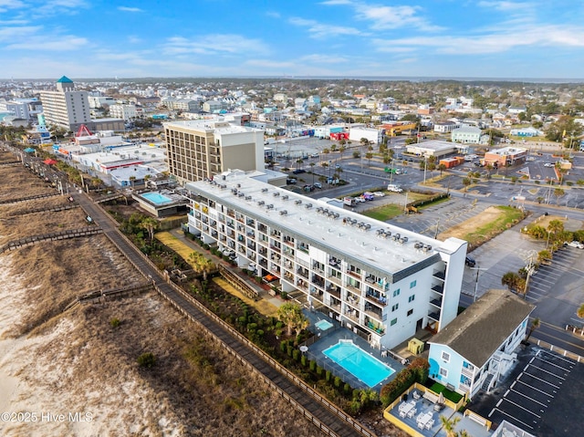 drone / aerial view with a view of city