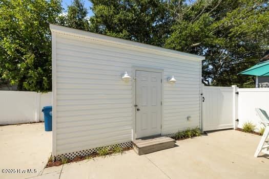 2011 Fisher St, Morehead City, NC 28557 - view of outdoor structure