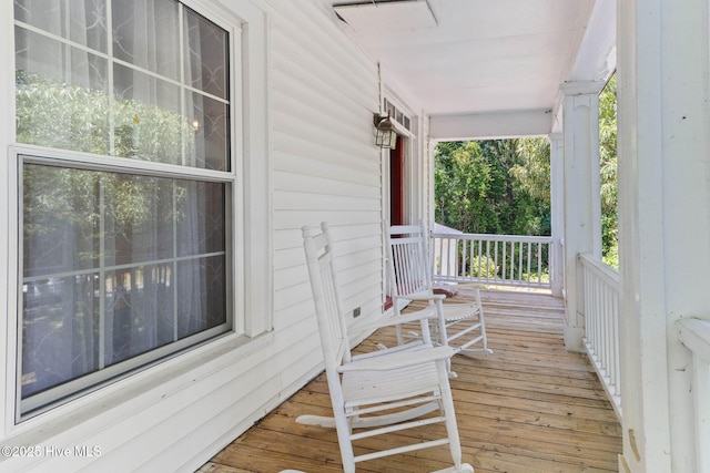 121 Dolphin Ln, Sneads Ferry, NC 28460 - view of porch