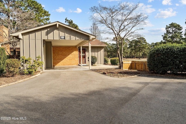 view of front of home