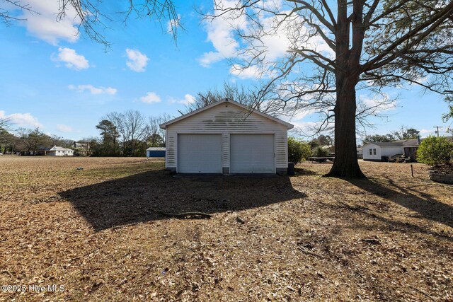 view of detached garage