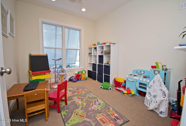 game room featuring carpet flooring and recessed lighting