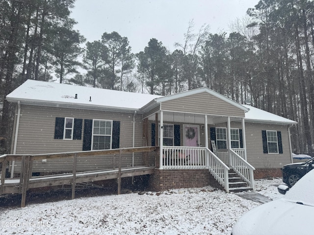 view of front facade with a porch