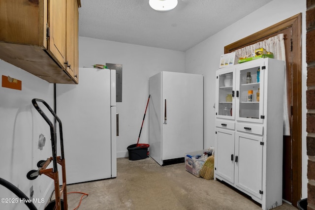 211 Brandon Ave, Tarboro, NC 27886 - interior space featuring a textured ceiling