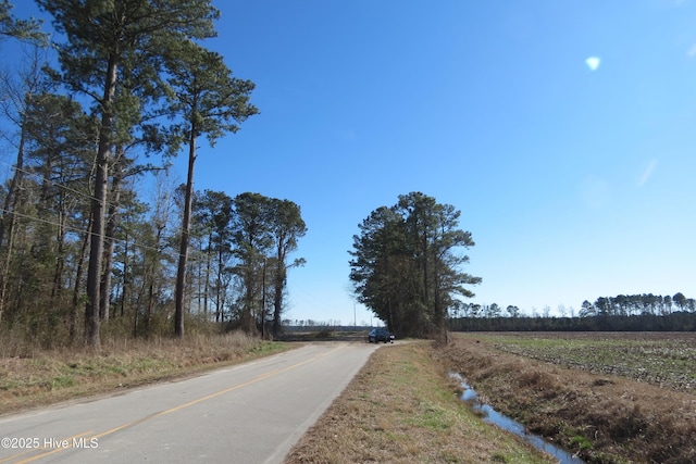 Listing photo 3 for 0 Neals Creek Rd, Bayboro NC 28515