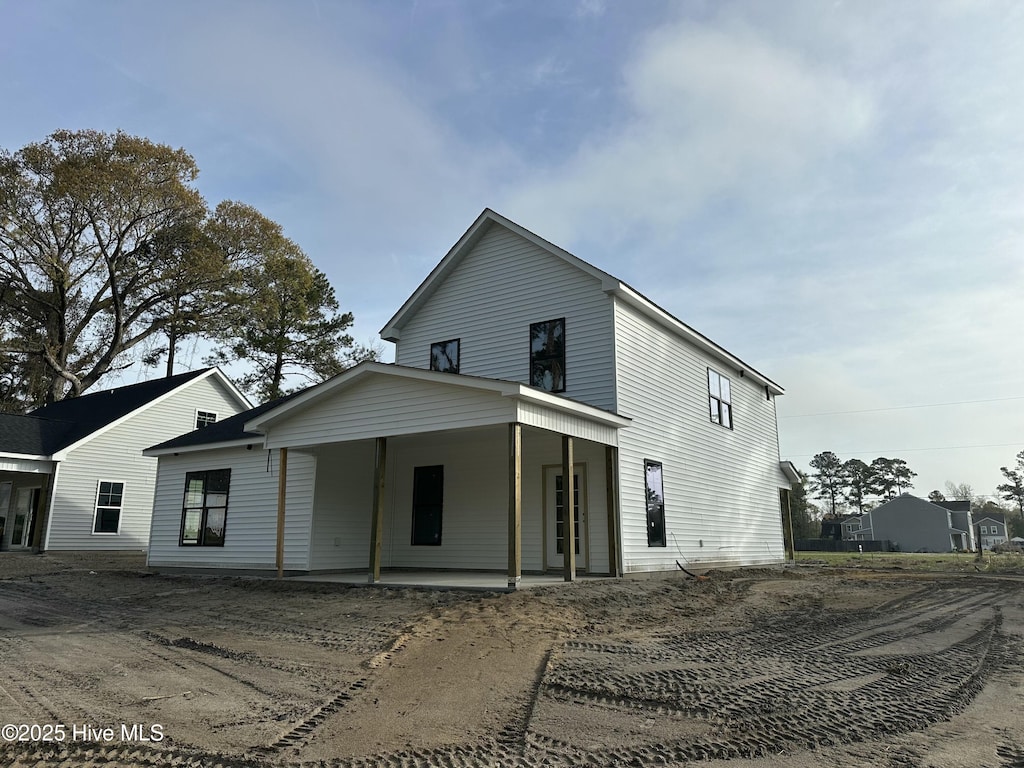 view of front of house