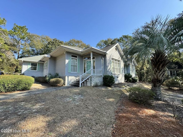 view of front of home featuring an attached garage