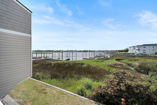 view of yard with a water view