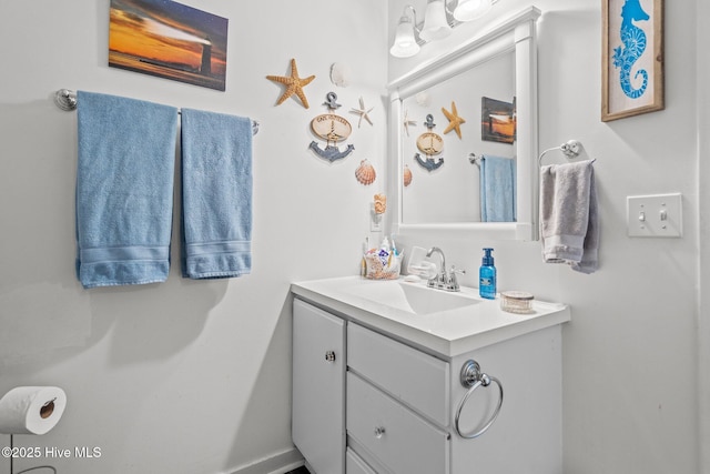 bathroom with vanity