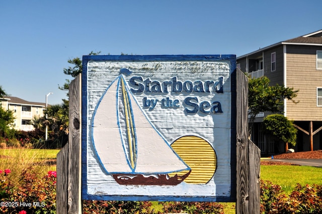 view of community / neighborhood sign