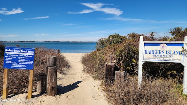 view of home's community featuring a water view