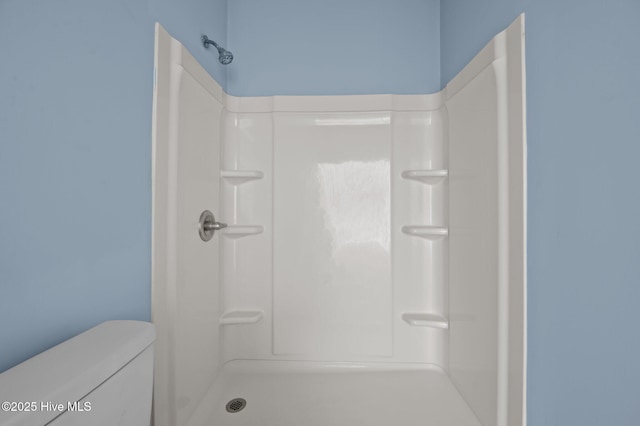 105 Bryan Pl, Washington, NC 27889 - full bathroom featuring toilet and a shower
