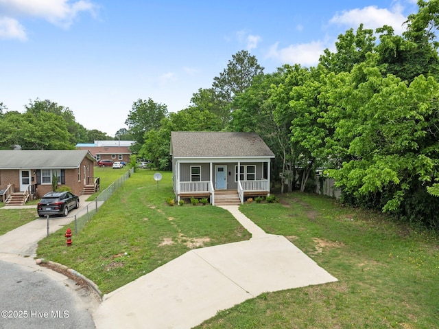105 Bryan Pl, Washington, NC 27889 - view of front facade featuring covered porch