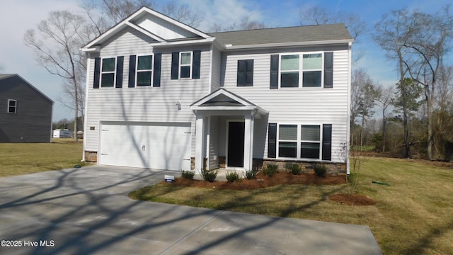 view of front facade featuring a garage, a front yard, and driveway