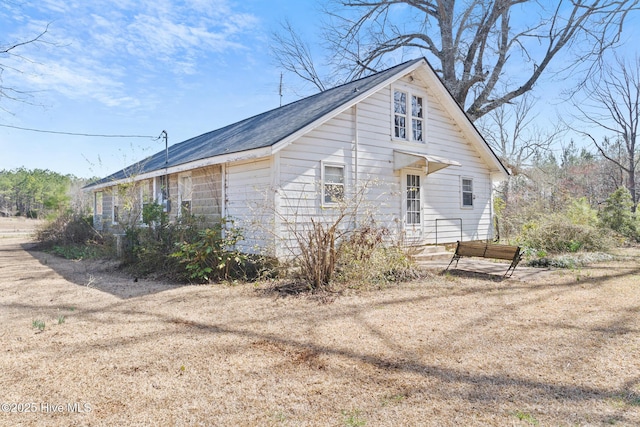 view of side of home