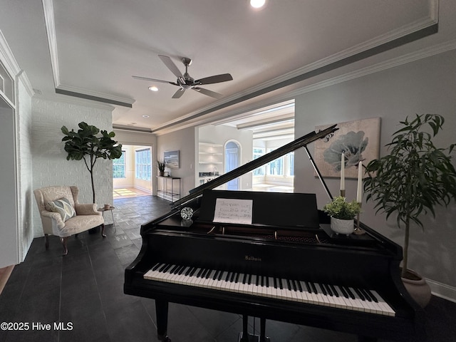 sitting room featuring crown molding, recessed lighting, baseboards, and ceiling fan