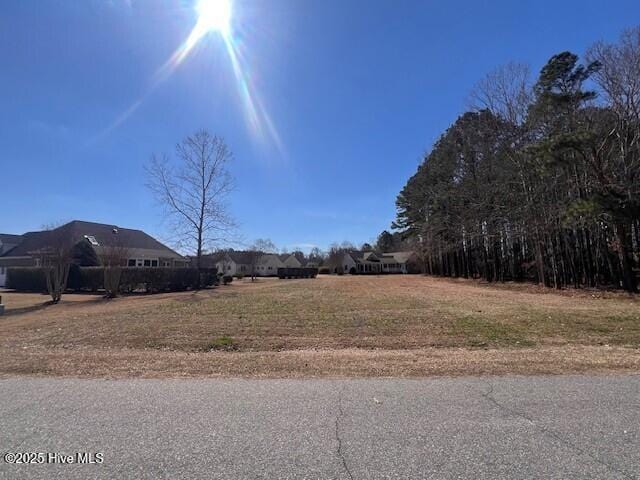 Listing photo 3 for 111 Perrys Cove Dr, Hertford NC 27944