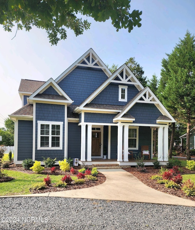 craftsman house featuring a porch