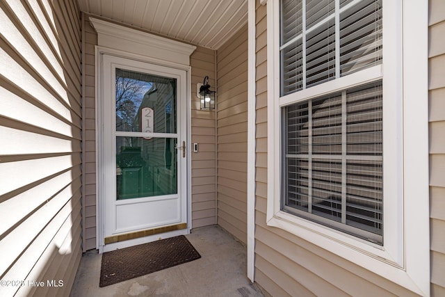 view of entrance to property