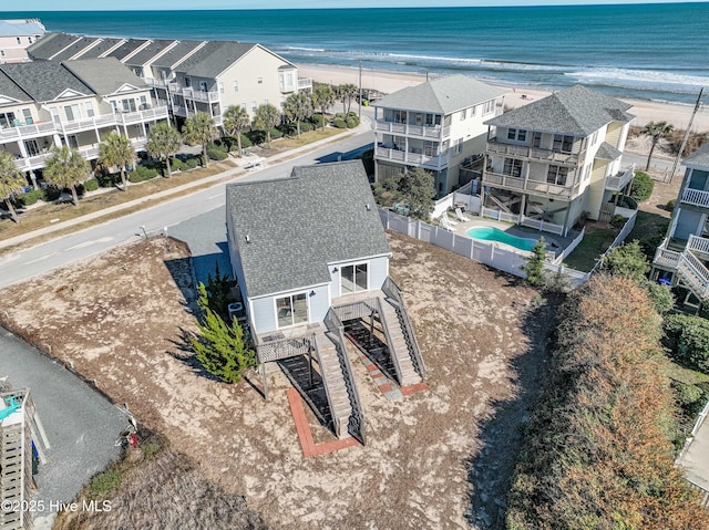 bird's eye view with a residential view