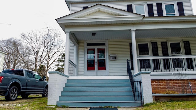 view of front facade featuring a porch