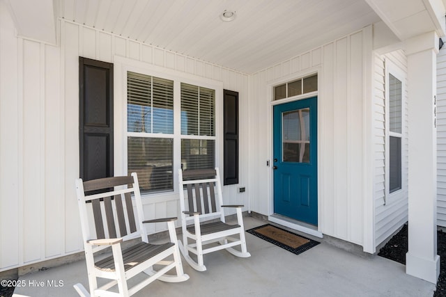 entrance to property with covered porch