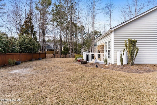 view of yard featuring fence