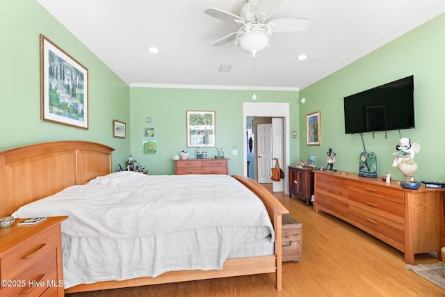 bedroom with ornamental molding, recessed lighting, a ceiling fan, and light wood-style floors