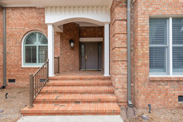 doorway to property featuring crawl space