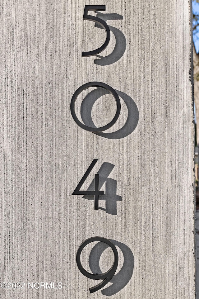 view of exterior details