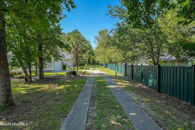 9118 E Lake Rd, Calabash, NC 28467 - view of home's community