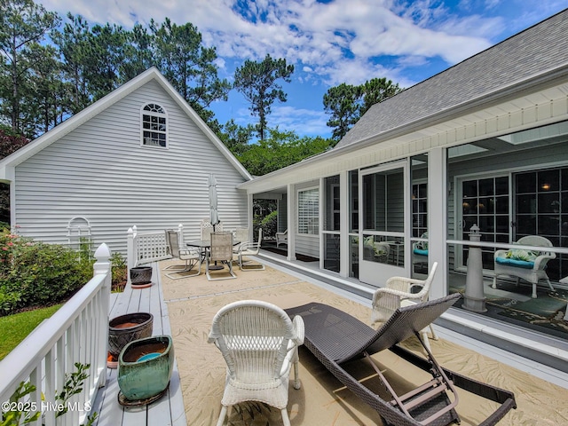 exterior space featuring outdoor dining space