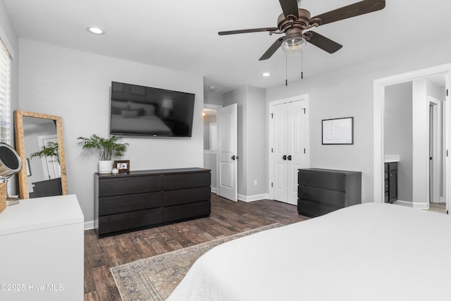 bedroom featuring recessed lighting, wood finished floors, baseboards, and ceiling fan