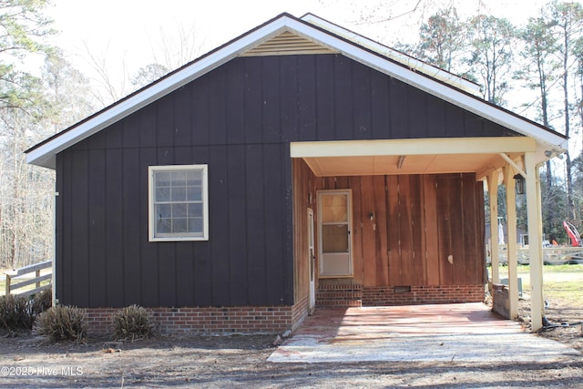 exterior space featuring fence