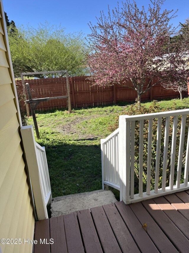 view of yard featuring fence
