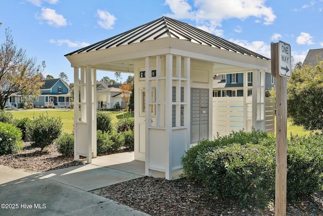 view of outdoor structure