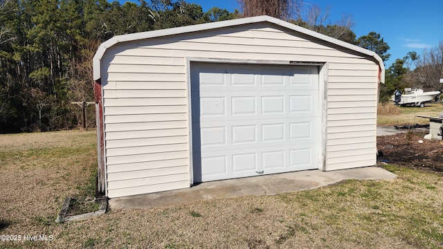 view of detached garage