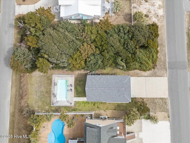 220 W Dolphin Dr, Oak Island, NC 28465 - aerial view of a pool area