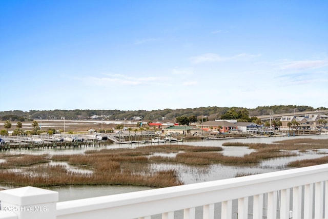 view of yard featuring a water view