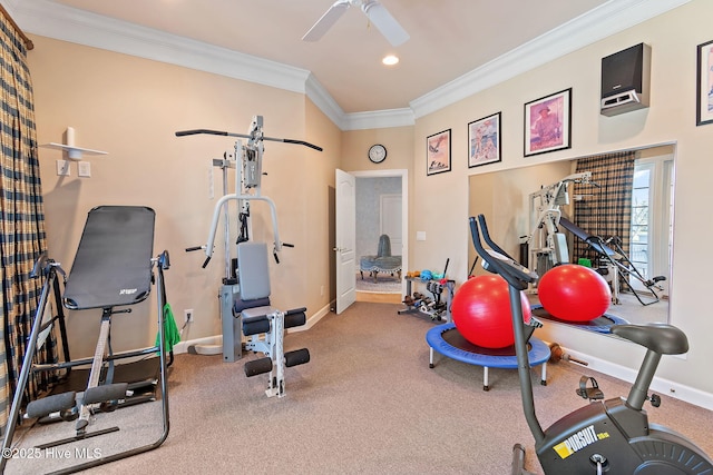 exercise area featuring baseboards, ornamental molding, a ceiling fan, and recessed lighting
